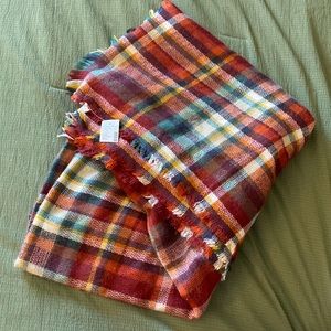 NWOT Blanket Scarf